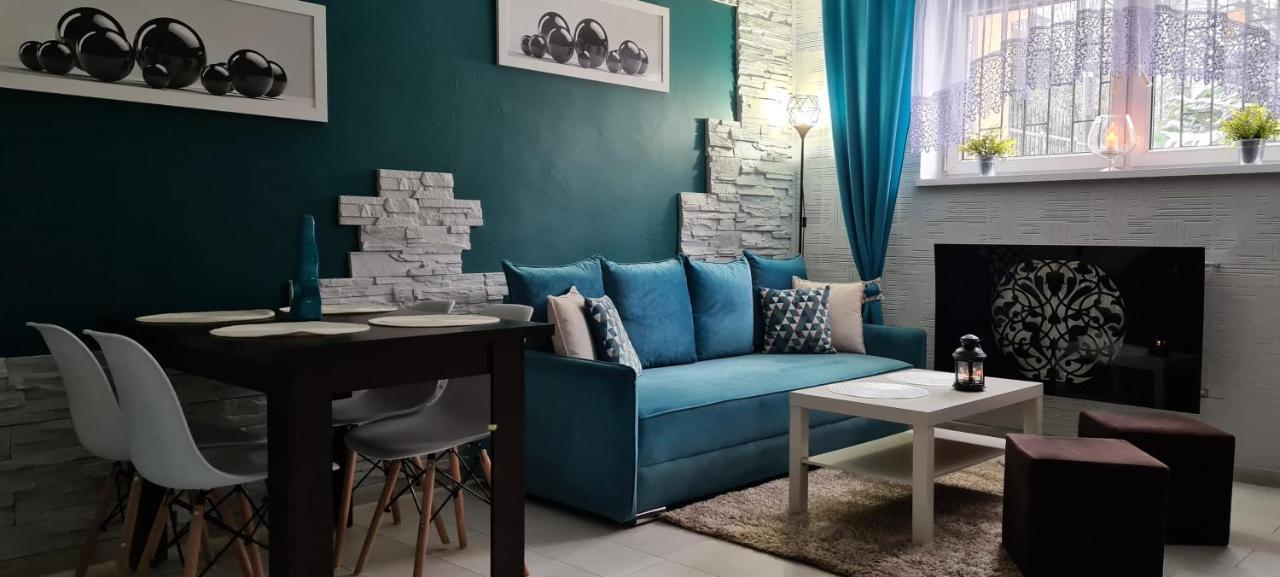 Quiet Basement Apartment พอซนาน ภายนอก รูปภาพ